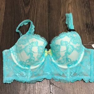 Victoria’s Secret Lined Demi Bra size 36B
